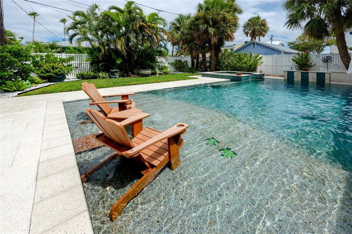 Image No.54-3 Bed Property for sale