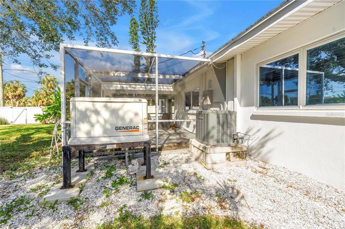 Image No.28-3 Bed Property for sale