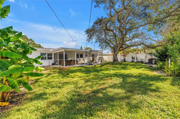 Image No.31-3 Bed Property for sale