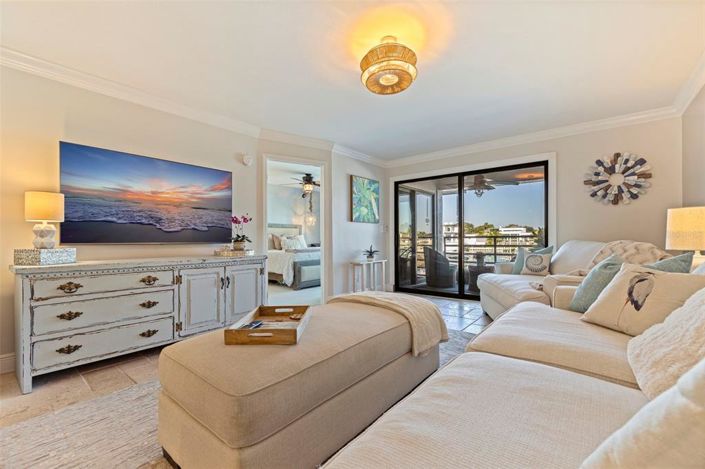 Image No.17-2 Bed Property for sale