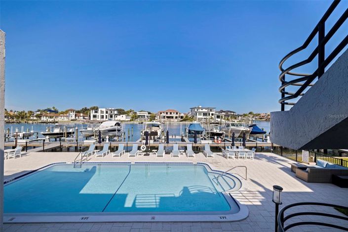 Image No.20-2 Bed Property for sale