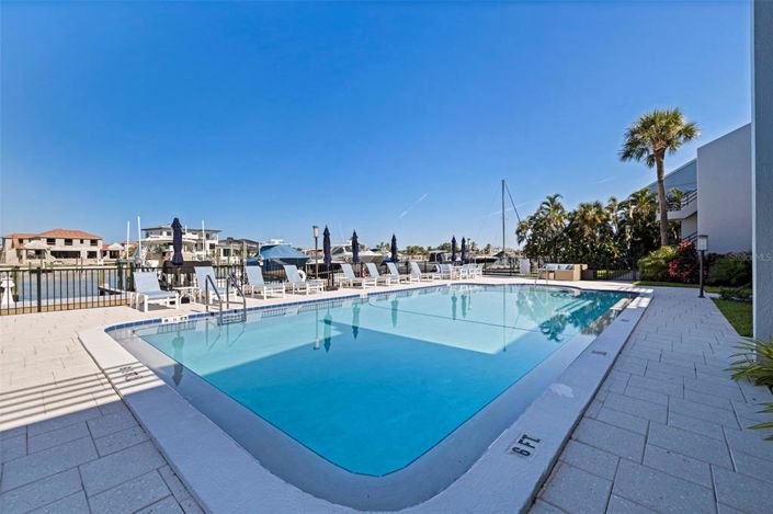 Image No.37-2 Bed Property for sale