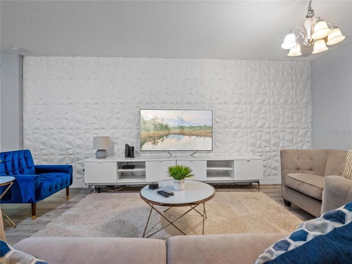 Image No.14-4 Bed Property for sale