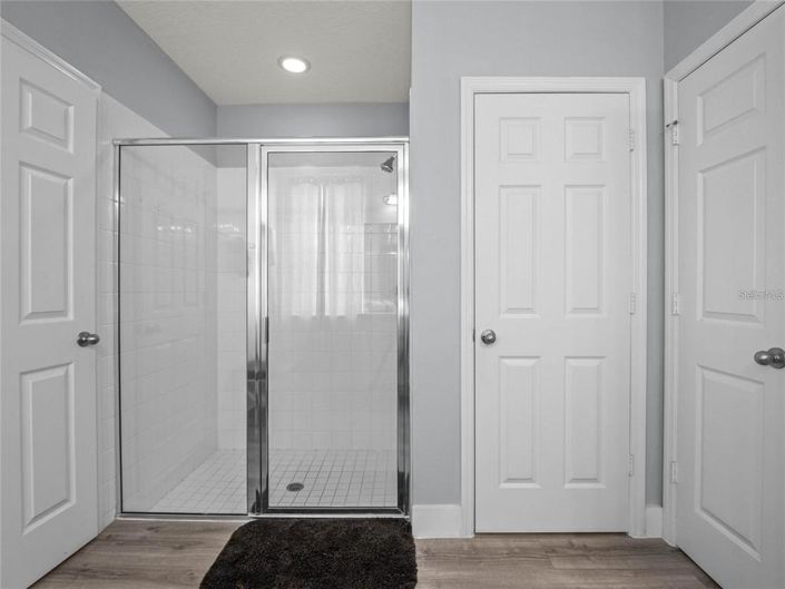 Image No.20-4 Bed Property for sale