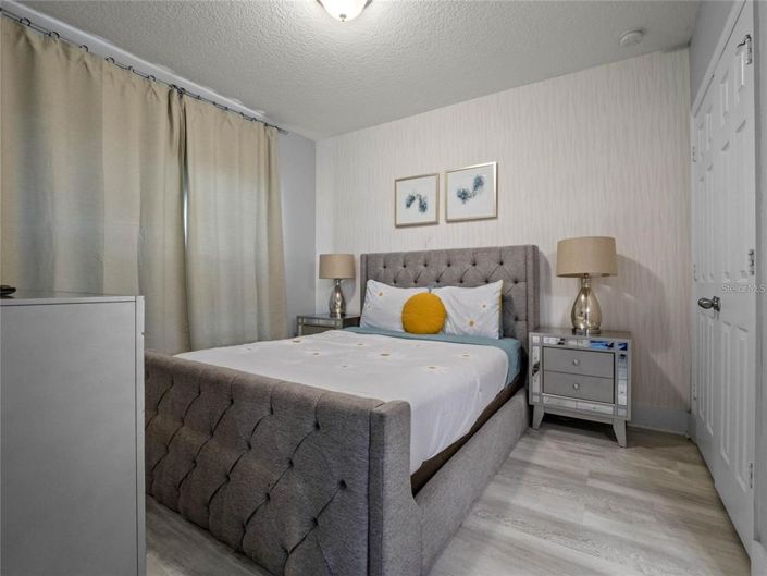 Image No.24-4 Bed Property for sale