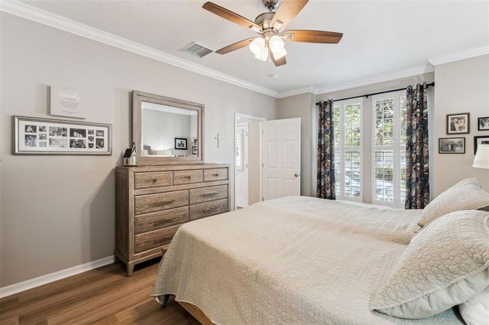 Image No.16-3 Bed Property for sale