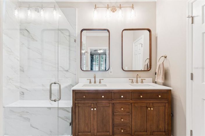 Image No.17-3 Bed Property for sale