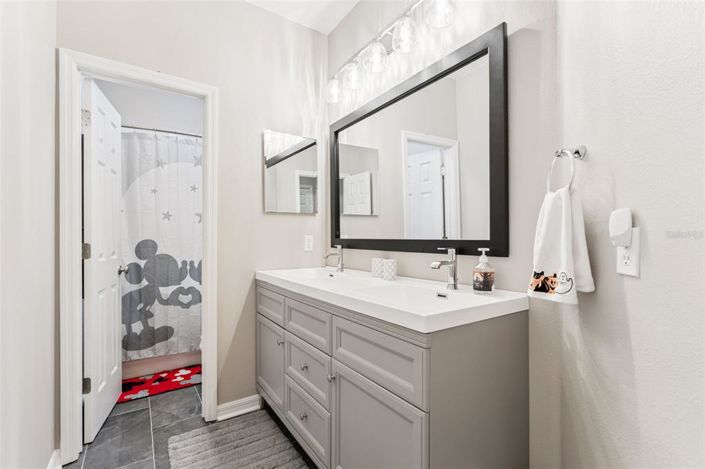 Image No.38-3 Bed Property for sale