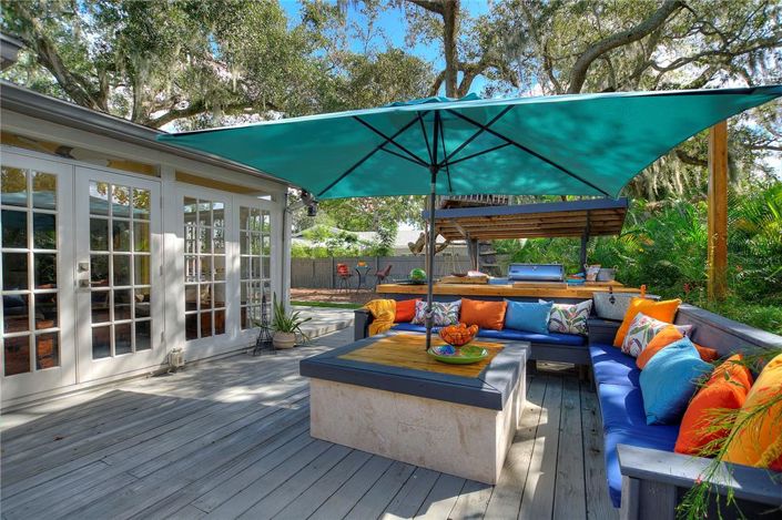 Image No.24-5 Bed Property for sale