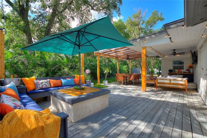 Image No.26-5 Bed Property for sale