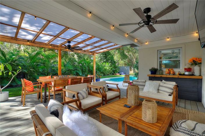 Image No.32-5 Bed Property for sale