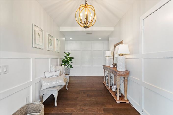 Image No.5-5 Bed Property for sale