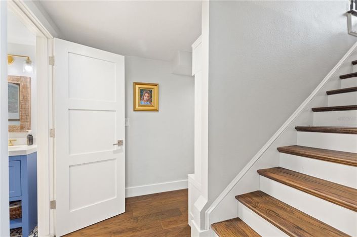 Image No.53-5 Bed Property for sale