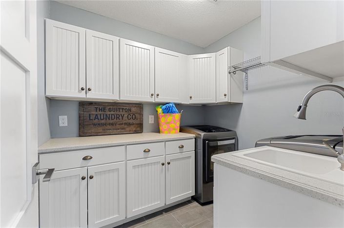 Image No.65-5 Bed Property for sale