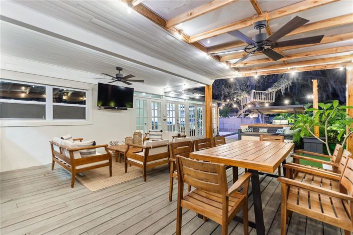 Image No.69-5 Bed Property for sale