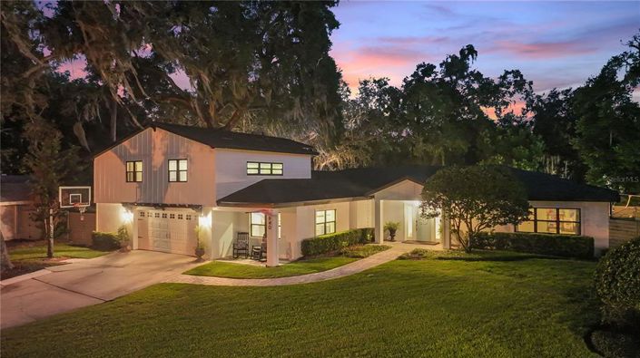 Image No.75-5 Bed Property for sale