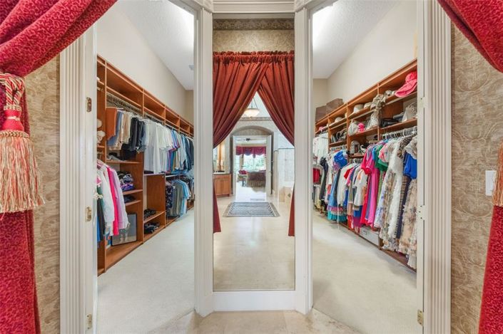 Image No.49-4 Bed Property for sale