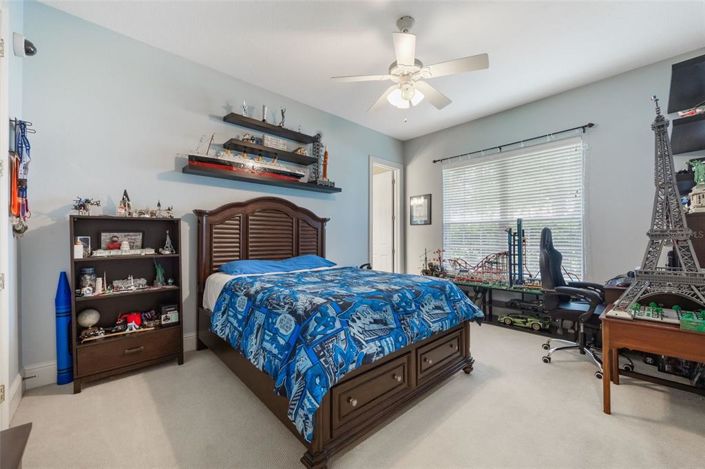 Image No.60-4 Bed Property for sale