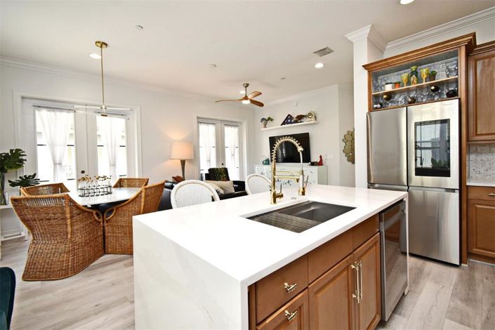 Image No.11-2 Bed Property for sale