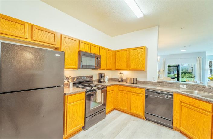 Image No.11-3 Bed Townhouse for sale