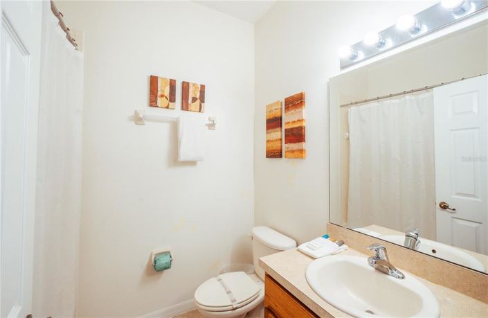 Image No.25-3 Bed Townhouse for sale