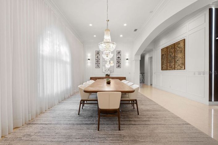 Image No.17-5 Bed Property for sale