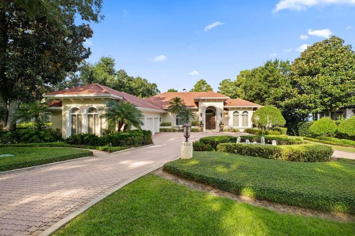 Image No.2-5 Bed Property for sale