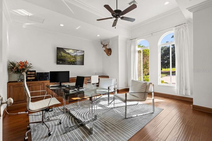 Image No.30-5 Bed Property for sale