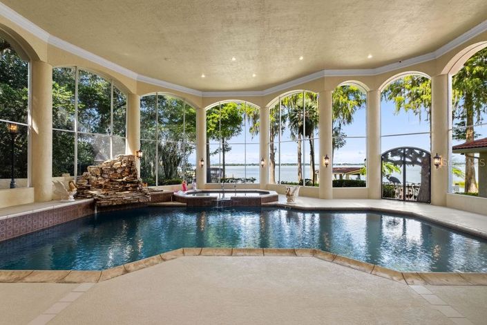 Image No.64-5 Bed Property for sale