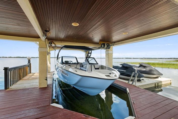 Image No.72-5 Bed Property for sale