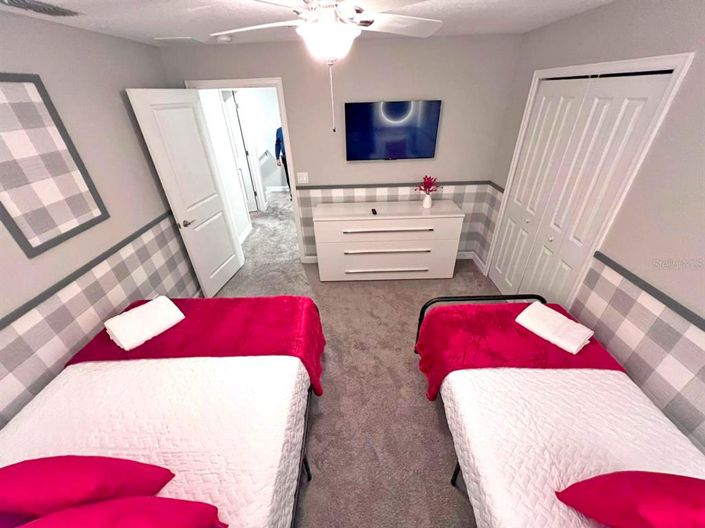 Image No.21-5 Bed Townhouse for sale