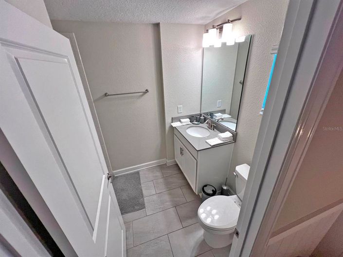 Image No.30-5 Bed Townhouse for sale