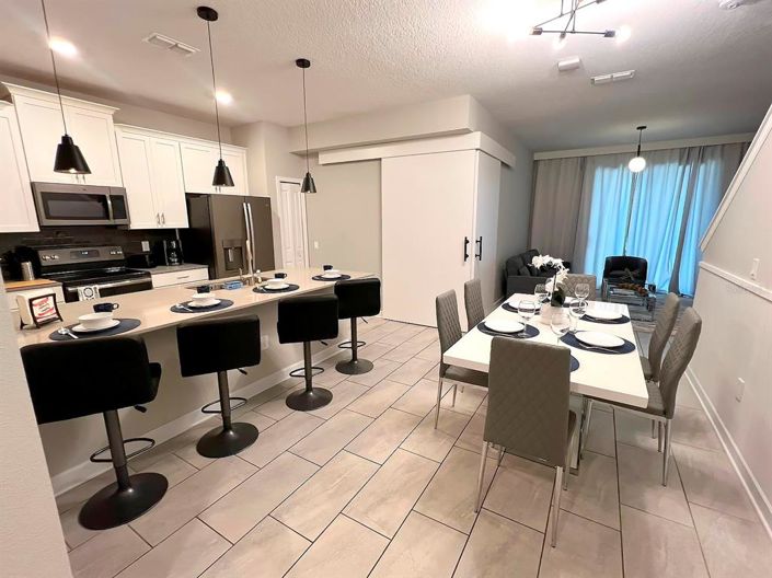 Image No.4-5 Bed Townhouse for sale