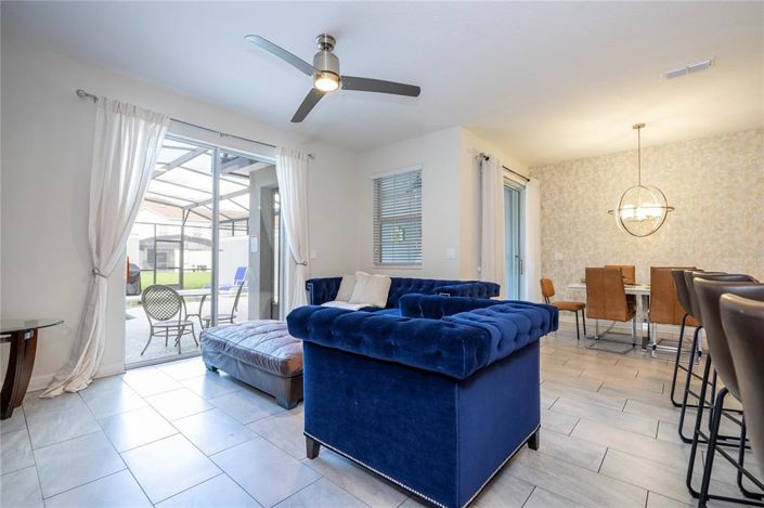 Image No.18-4 Bed Townhouse for sale