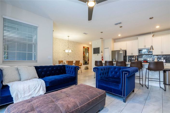 Image No.19-4 Bed Townhouse for sale