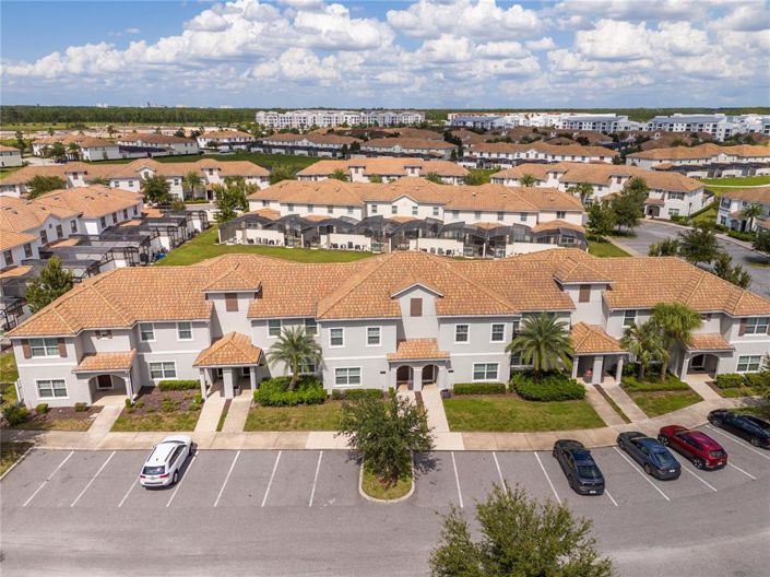 Image No.2-4 Bed Townhouse for sale