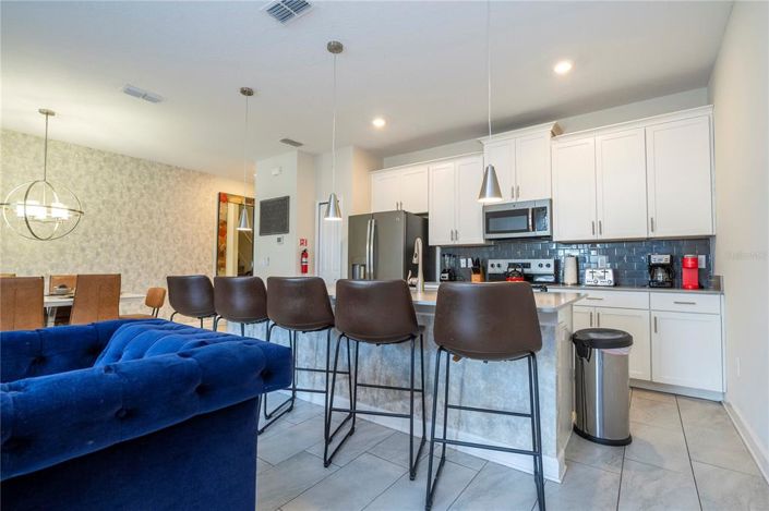 Image No.20-4 Bed Townhouse for sale