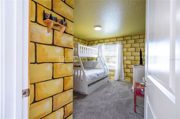 Image No.45-4 Bed Townhouse for sale