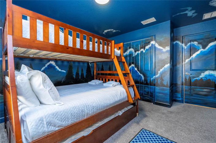 Image No.53-4 Bed Townhouse for sale