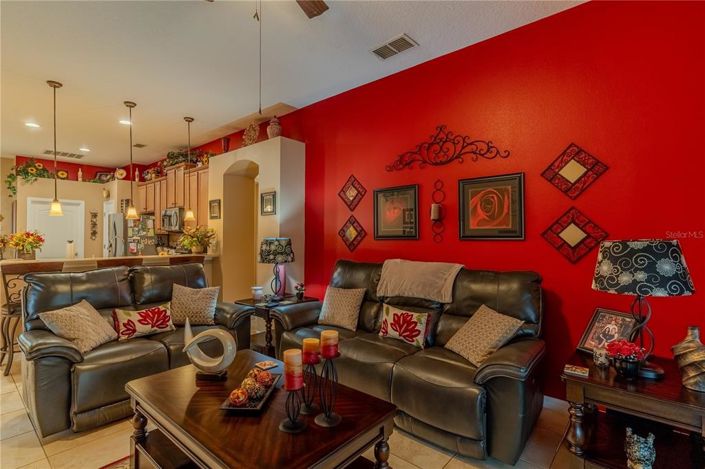 Image No.13-3 Bed Property for sale