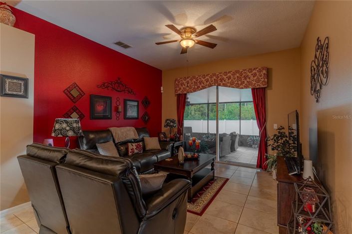 Image No.14-3 Bed Property for sale