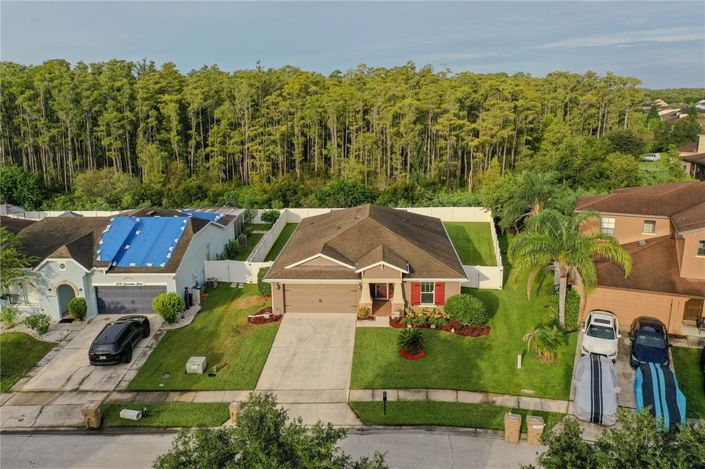 Image No.28-3 Bed Property for sale