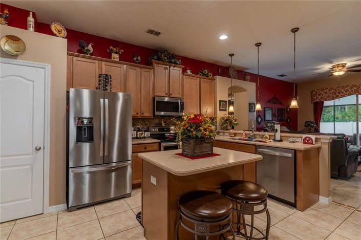 Image No.9-3 Bed Property for sale