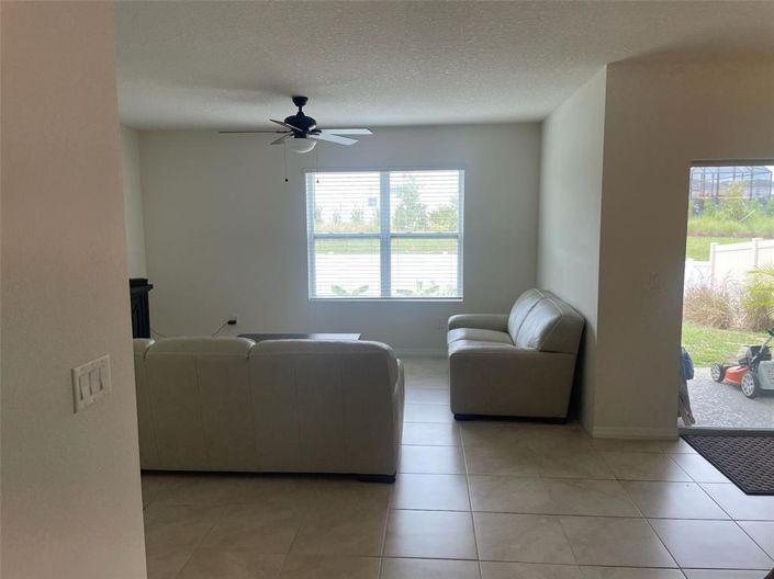 Image No.9-Propriété de 4 chambres à vendre à Kissimmee