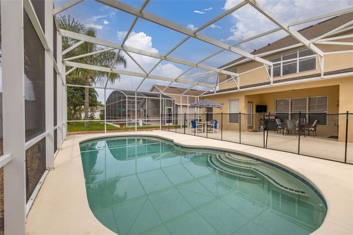 Image No.61-5 Bed Property for sale