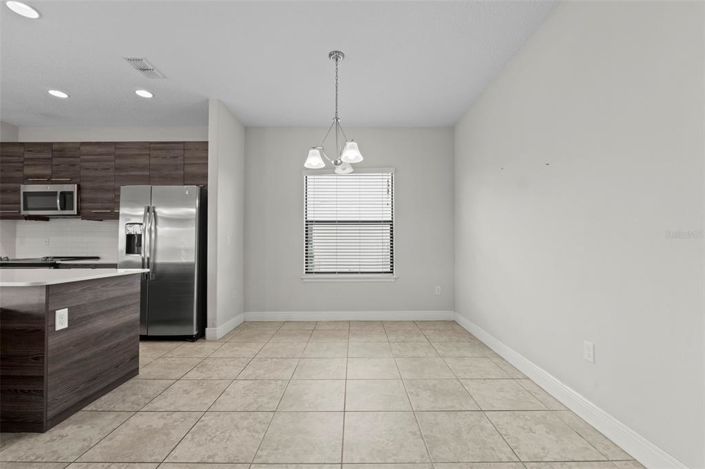 Image No.13-6 Bed Property for sale