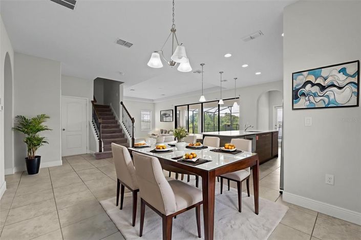 Image No.15-6 Bed Property for sale