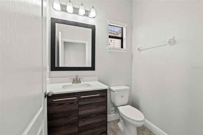 Image No.21-6 Bed Property for sale