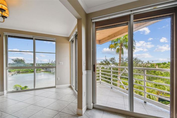 Image No.14-2 Bed Property for sale