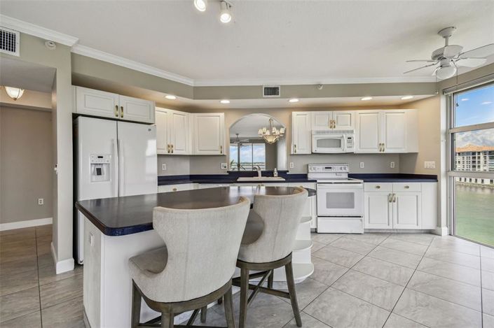 Image No.22-2 Bed Property for sale